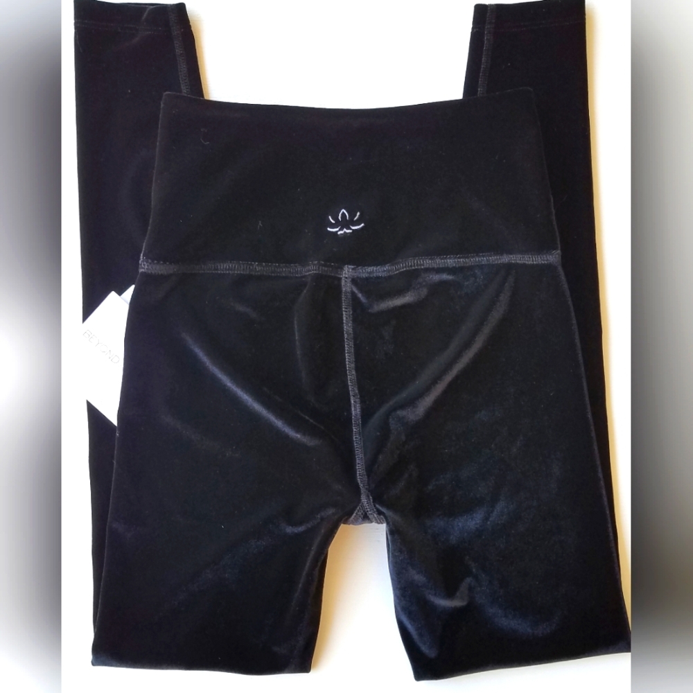 Beyond Yoga High Waisted Velour Leggings - Picture 9 of 9